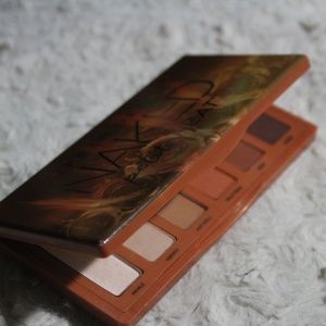 Urban decay mini heat pallet